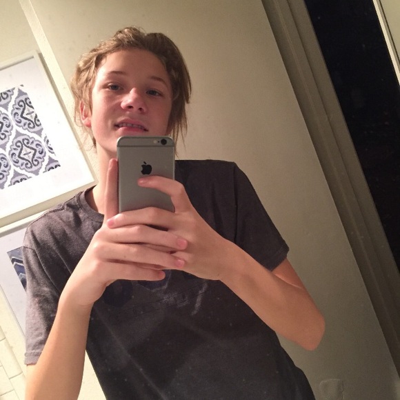 Meet your Posher, Joshua - Picture 1 of 1